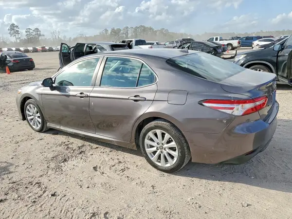 4T1C11AK5LU990636 2020 TOYOTA CAMRY - Image 2