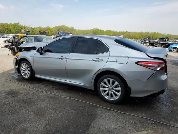 4T1C11AK5LU990684 2020 TOYOTA CAMRY - Image 2