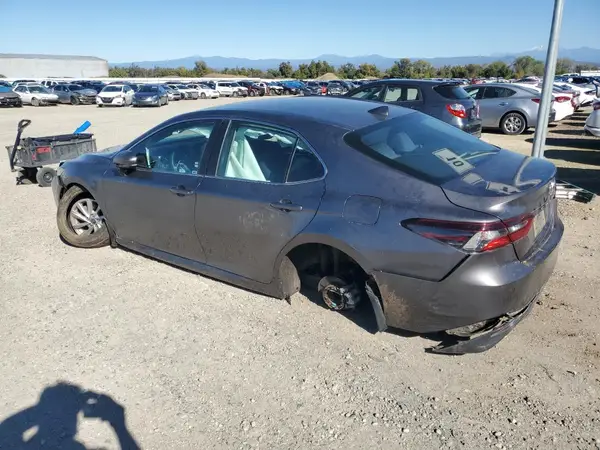 4T1C11AK5MU441391 2021 TOYOTA CAMRY - Image 2