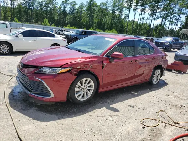 4T1C11AK5MU446512 2021 TOYOTA CAMRY - Image 1