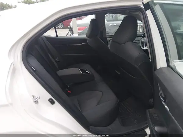 4T1C11AK5MU446882 2021 TOYOTA CAMRY - Image 8