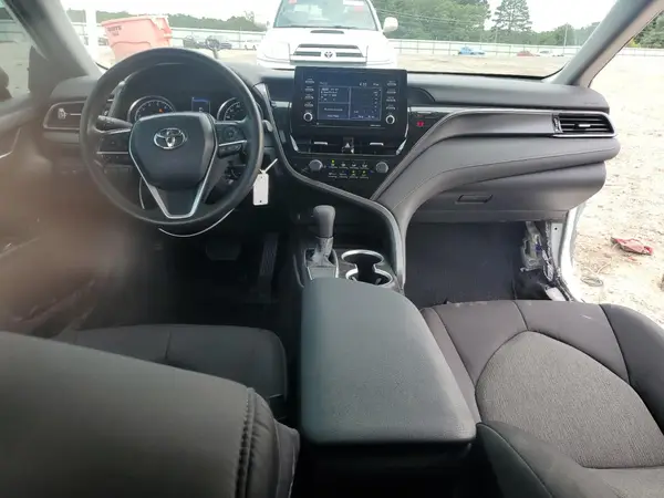 4T1C11AK5MU447546 2021 TOYOTA CAMRY - Image 8