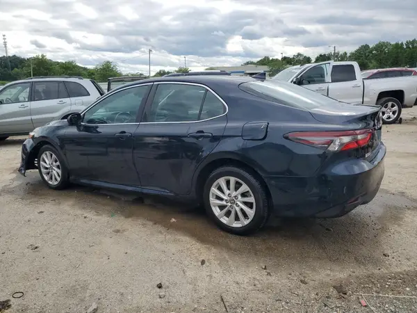 4T1C11AK5MU452486 2021 TOYOTA CAMRY - Image 2