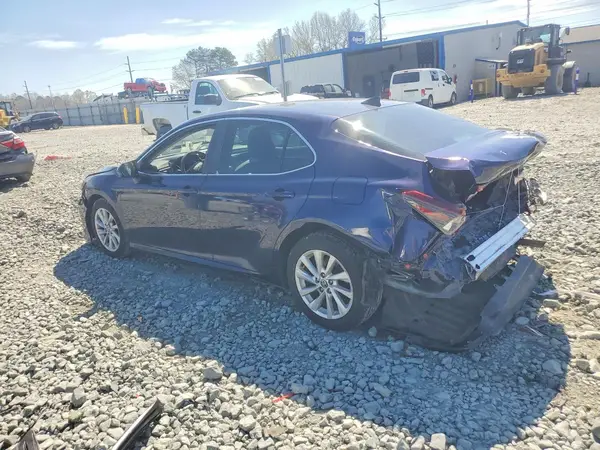 4T1C11AK5MU457297 2021 TOYOTA CAMRY - Image 2