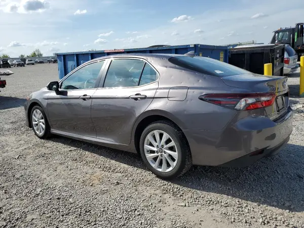 4T1C11AK5MU464735 2021 TOYOTA CAMRY - Image 2
