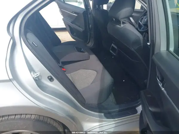 4T1C11AK5MU466548 2021 TOYOTA CAMRY - Image 8
