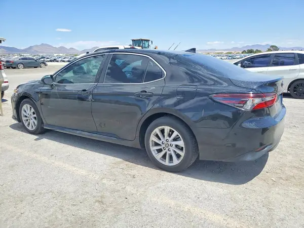 4T1C11AK5MU477677 2021 TOYOTA CAMRY - Image 2