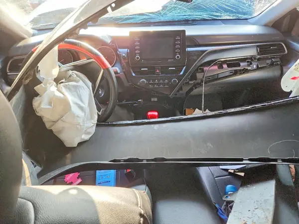 4T1C11AK5MU527087 2021 TOYOTA CAMRY - Image 8