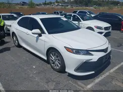 4T1C11AK5MU537084 2021 TOYOTA CAMRY