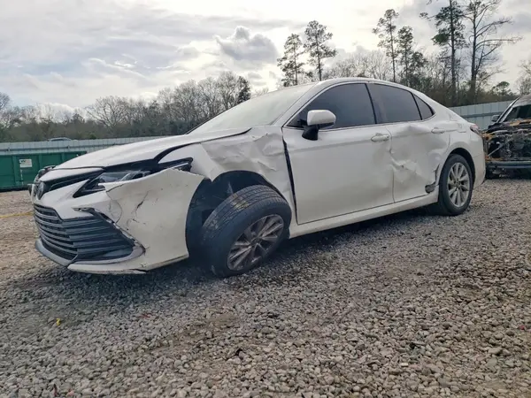 4T1C11AK5MU541233 2021 TOYOTA CAMRY - Image 1