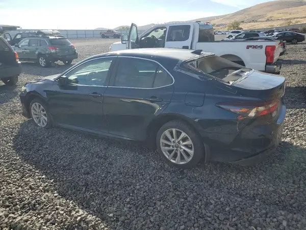 4T1C11AK5MU542673 2021 TOYOTA CAMRY - Image 2