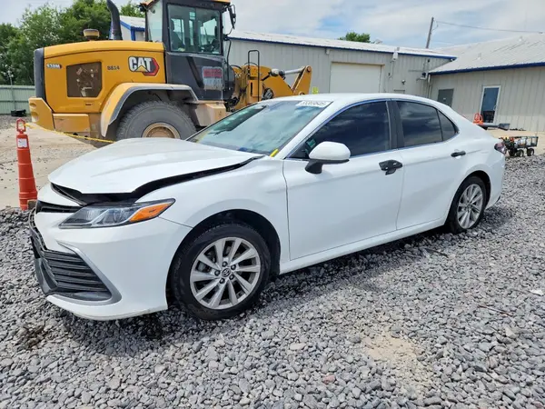 4T1C11AK5MU542964 2021 TOYOTA CAMRY - Image 1