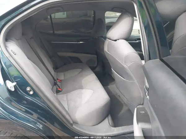 4T1C11AK5MU549803 2021 TOYOTA CAMRY - Image 8