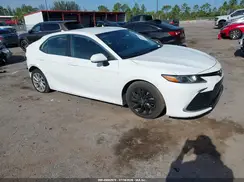 4T1C11AK5MU550112 2021 TOYOTA CAMRY