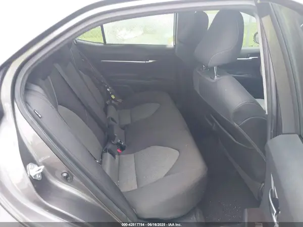 4T1C11AK5MU557237 2021 TOYOTA CAMRY - Image 8