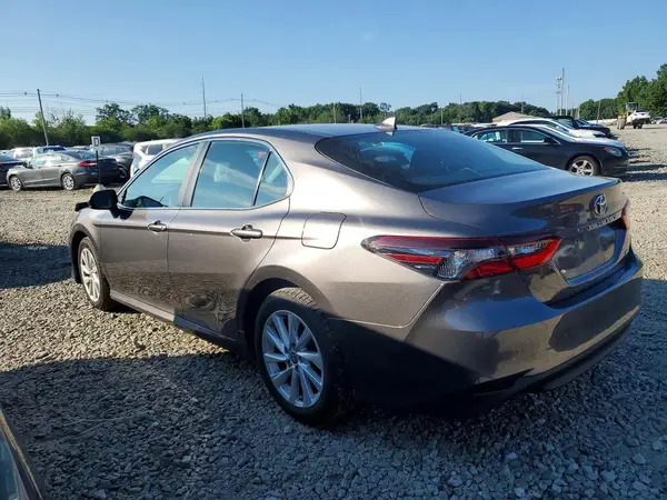 4T1C11AK5MU558176 2021 TOYOTA CAMRY - Image 2