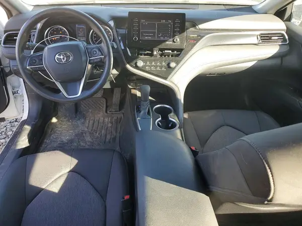 4T1C11AK5MU560364 2021 TOYOTA CAMRY - Image 8
