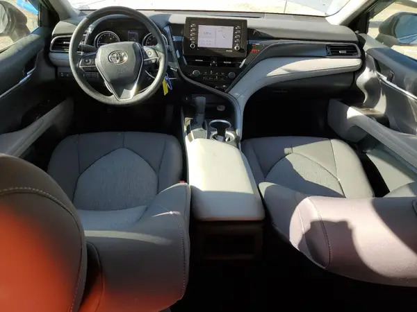 4T1C11AK5MU569324 2021 TOYOTA CAMRY - Image 8