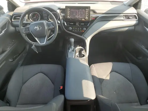 4T1C11AK5MU569744 2021 TOYOTA CAMRY - Image 8