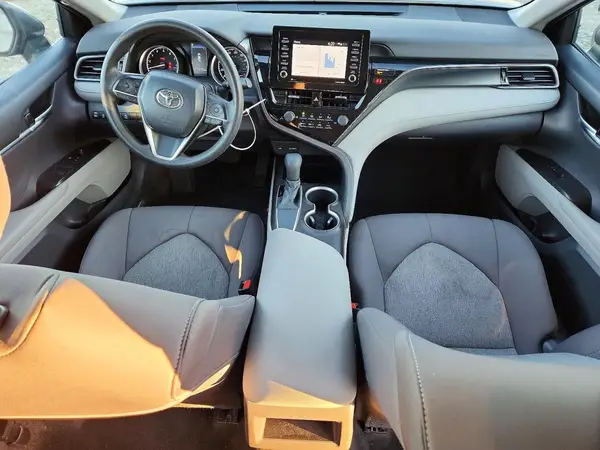 4T1C11AK5MU579772 2021 TOYOTA CAMRY - Image 8