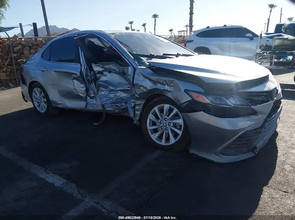 4T1C11AK5MU591775 2021 TOYOTA CAMRY - Image 1