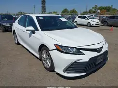 4T1C11AK5MU601592 2021 TOYOTA CAMRY