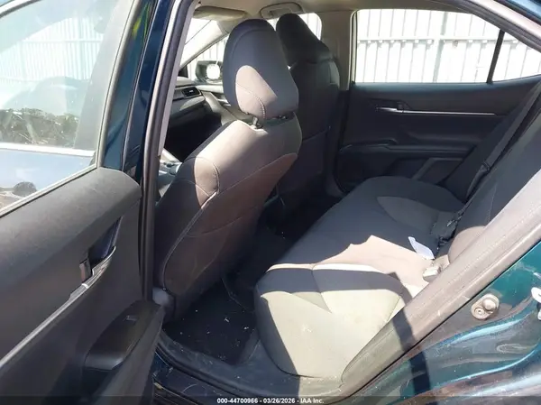4T1C11AK5MU615055 2021 TOYOTA CAMRY - Image 8