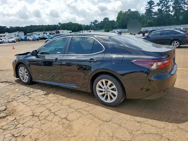 4T1C11AK5NU634559 2022 TOYOTA CAMRY - Image 2