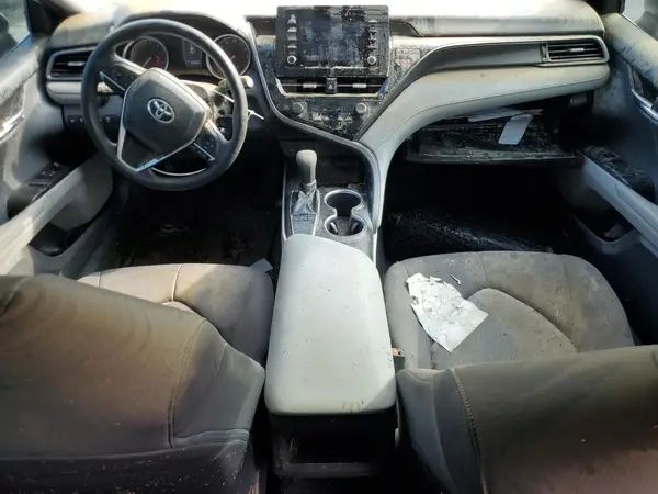 4T1C11AK5NU643262 2022 TOYOTA CAMRY - Image 8