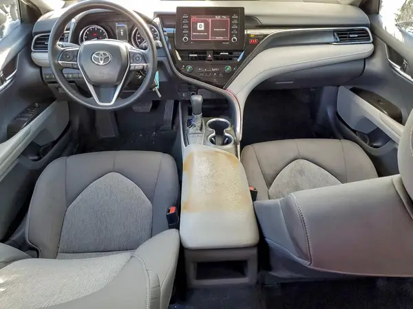 4T1C11AK5NU647845 2022 TOYOTA CAMRY - Image 8