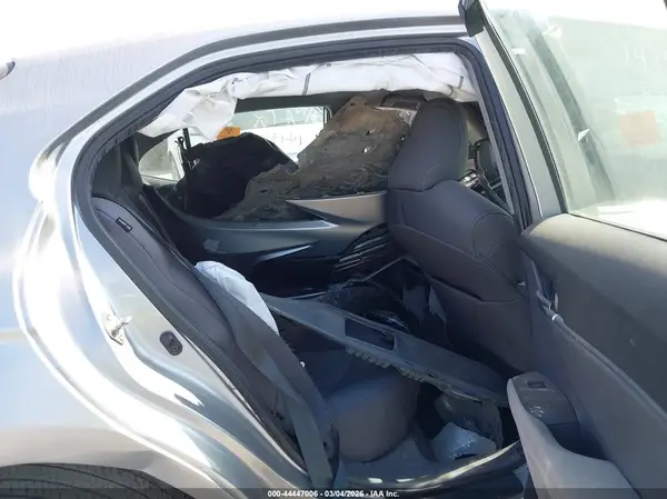 4T1C11AK5NU650812 2022 TOYOTA CAMRY - Image 8