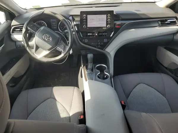 4T1C11AK5NU650972 2022 TOYOTA CAMRY - Image 8
