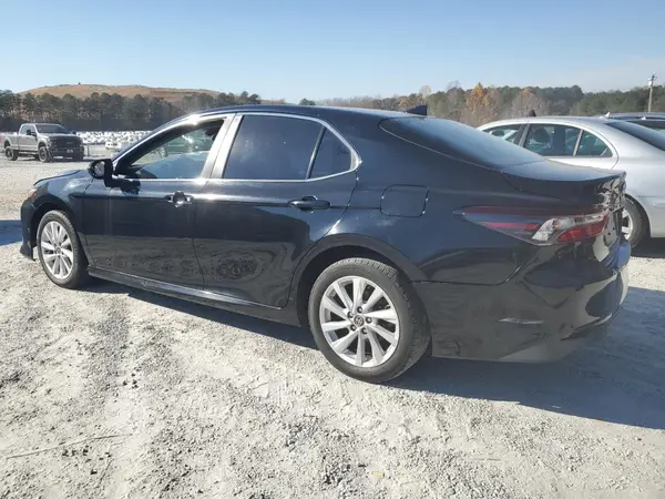 4T1C11AK5NU660854 2022 TOYOTA CAMRY - Image 2