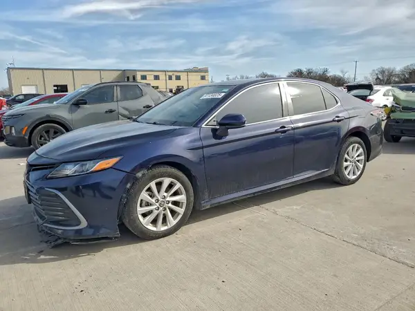 4T1C11AK5NU661096 2022 TOYOTA CAMRY - Image 1