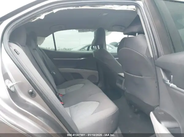 4T1C11AK5NU669313 2022 TOYOTA CAMRY - Image 8