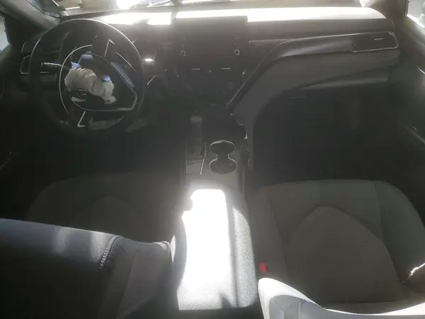 4T1C11AK5NU688587 2022 TOYOTA CAMRY - Image 8