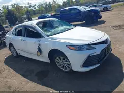 4T1C11AK5NU716372 2022 TOYOTA CAMRY