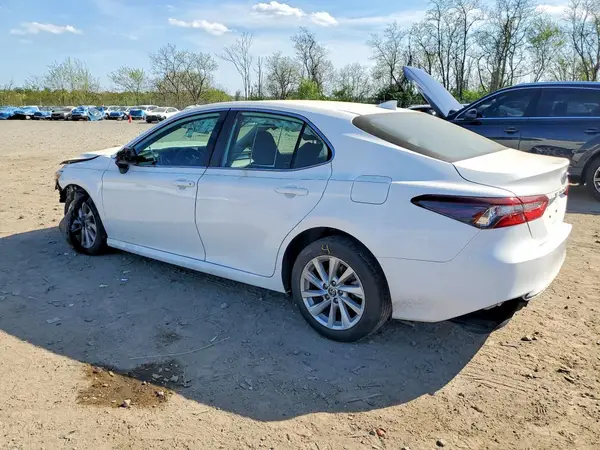 4T1C11AK5PU104255 2023 TOYOTA CAMRY - Image 2