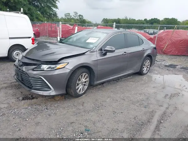4T1C11AK5PU106684 2023 TOYOTA CAMRY - Image 2