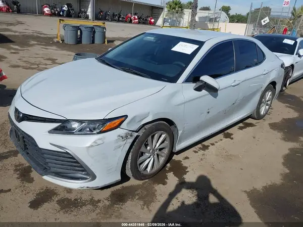 4T1C11AK5PU111769 2023 TOYOTA CAMRY - Image 2