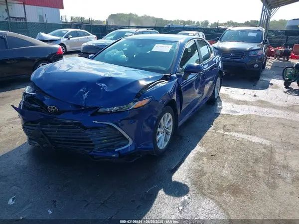 4T1C11AK5PU113005 2023 TOYOTA CAMRY - Image 2