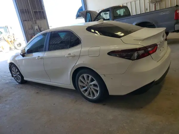 4T1C11AK5PU116132 2023 TOYOTA CAMRY - Image 2