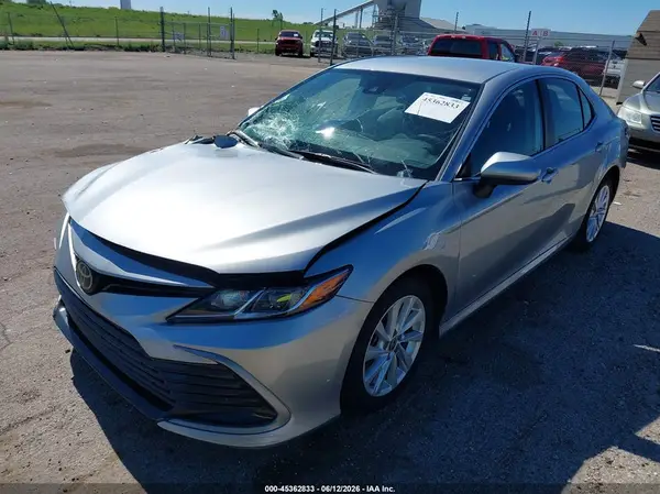 4T1C11AK5PU133304 2023 TOYOTA CAMRY - Image 2