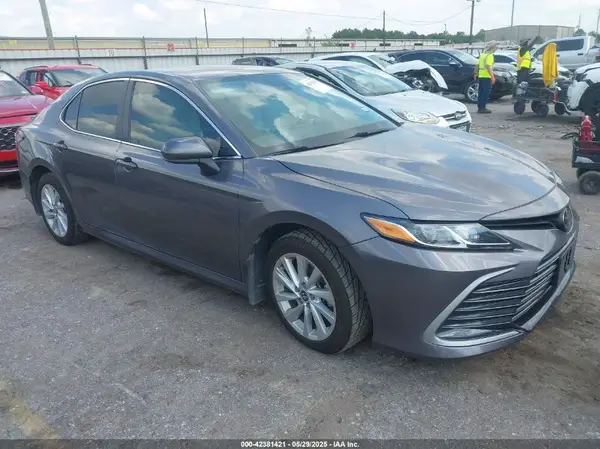 4T1C11AK5PU136638 2023 TOYOTA CAMRY - Image 1
