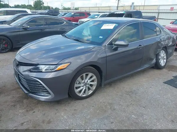 4T1C11AK5PU136638 2023 TOYOTA CAMRY - Image 2