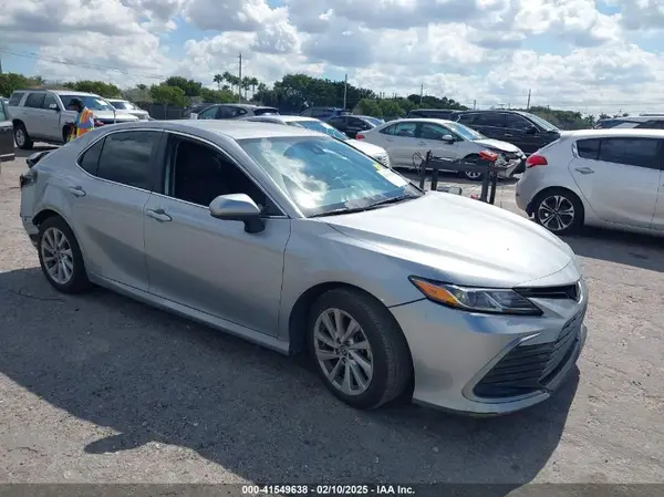 4T1C11AK5PU185953 2023 TOYOTA CAMRY - Image 1