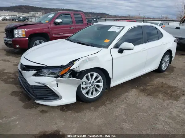4T1C11AK5PU727410 2023 TOYOTA CAMRY - Image 2
