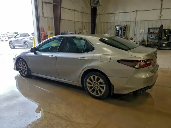4T1C11AK5PU732882 2023 TOYOTA CAMRY - Image 2