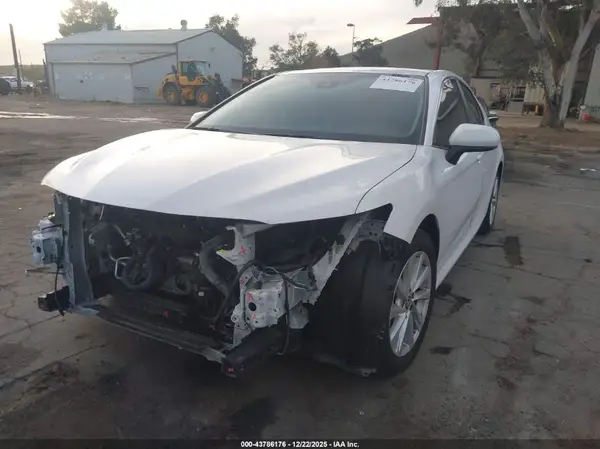 4T1C11AK5PU746281 2023 TOYOTA CAMRY - Image 2