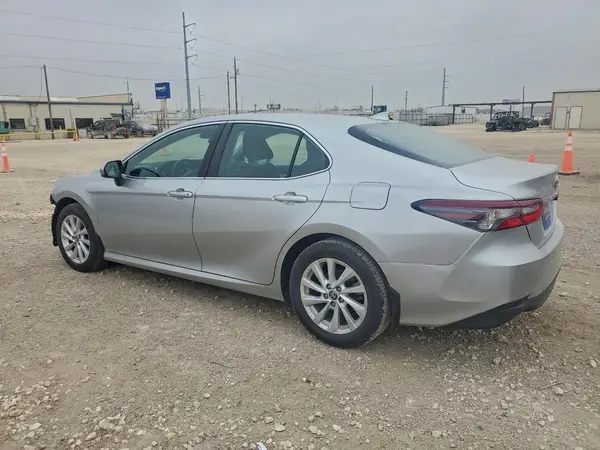 4T1C11AK5PU761685 2023 TOYOTA CAMRY - Image 2
